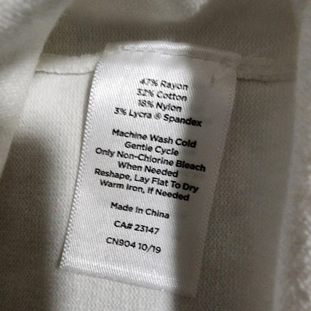 Talbolts Soft Cuddly , Cute White Cardigan - Picture 7 of 15